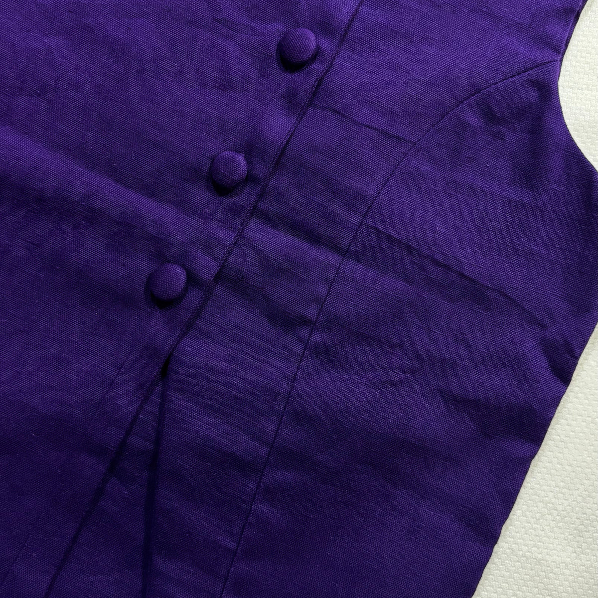 The Linen Curve Top